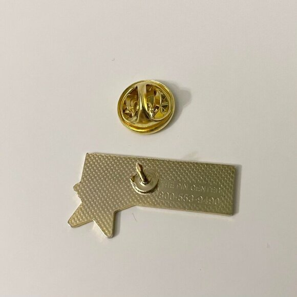 Outback Steakhouse Pin Ace Star Design - Picture 6 of 11